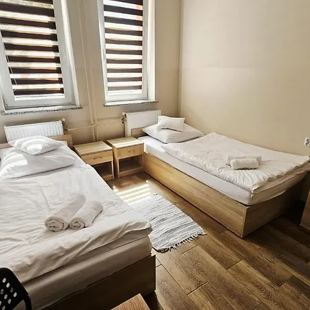 Jodłowa 3* Świdnica